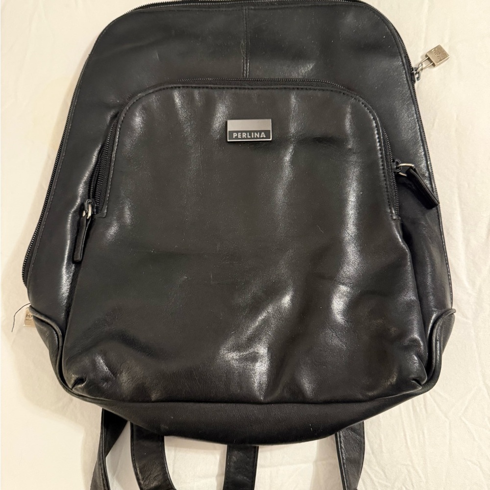 Perlina Classic Black Men's Backpack